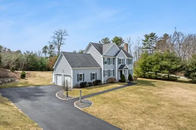 5 Cranberry Ln 1