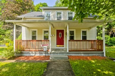 39 Bridge St