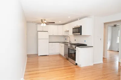 174 Tyngsboro Rd #12 1