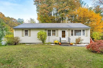 240 Trotting Park Rd 1