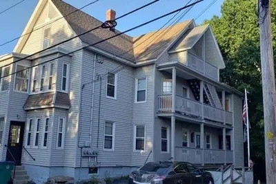 127 Cedar St