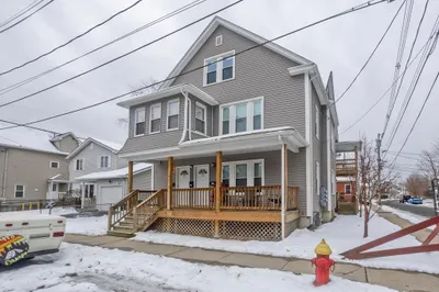 27 Charbonneau Terrace #27