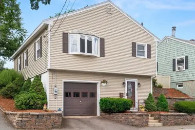 27 Woodside St