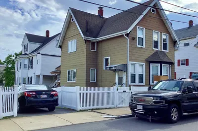 32 Hancock Street