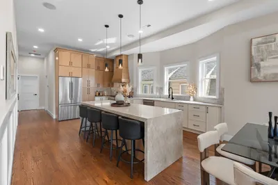 555 Somerville Ave #3