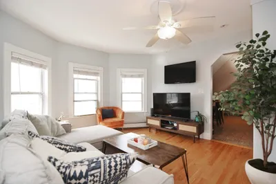716 East 7th Street #PH 1