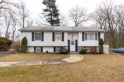 35 Newcomb Ave 1