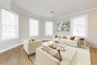 6 Rush St #2
