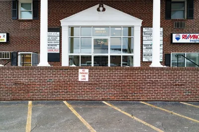 236 Pleasant St