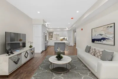 9 Monument Square #1