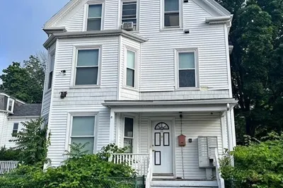 8-10 Beacon Street