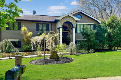 20 Dartmouth Farm Trl 1