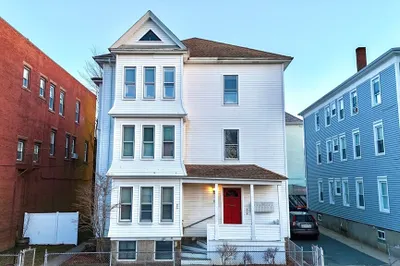 170 Rivet St 1