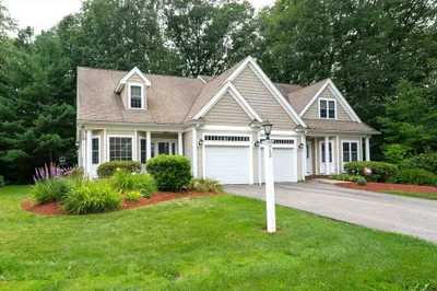 750 Blue Heron Dr #750 1