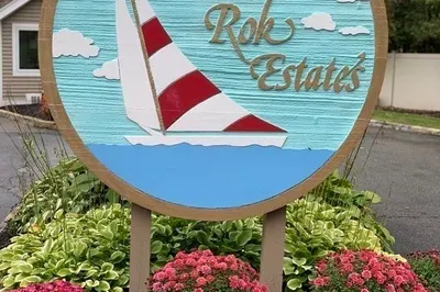 45 Pointe Rok Dr #45