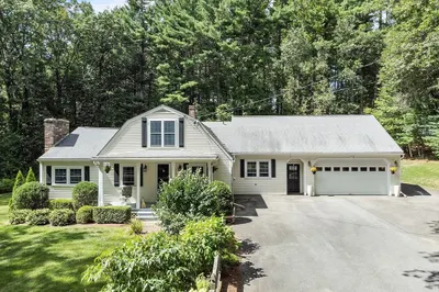58 Heywood Rd 1