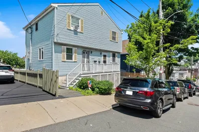19 Hillside Ave #19 1