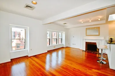 32 Fairfield St #7