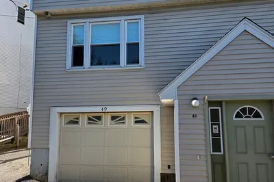 49 Ferry Rd #49