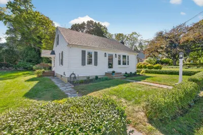 43 Grandview Ave 1