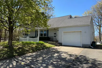 50 Camden St #1st Fl 1