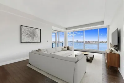 22 Liberty Dr #5D