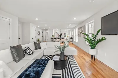 20 Ufford St #PH2 1