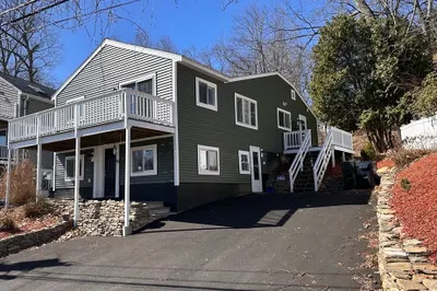 68 Cullinane Dr 1