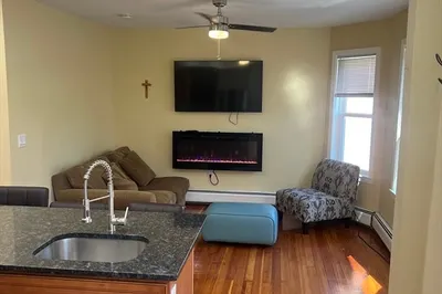 6 Chandler Ave #1A 1