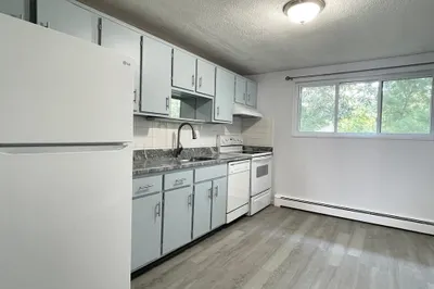 8 Woodcrest Ct #5