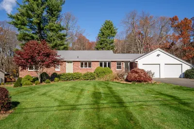 14 Glenn Dr 1