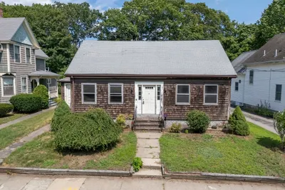 23 Hodges St
