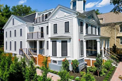 305 Chestnut Ave #6 1