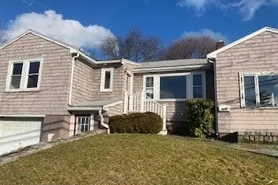 838 East Squantum St 1