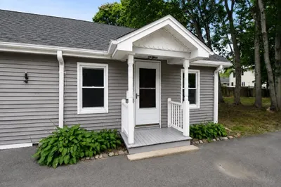 164 Warren Ave #B 1