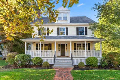 209 Waltham St 1