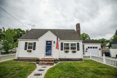127 Conant St