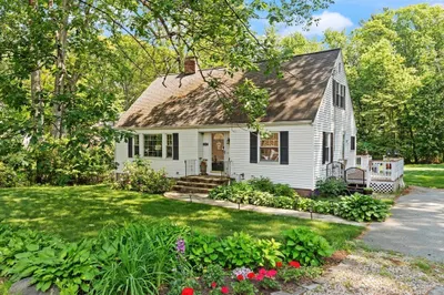 187 Cedar St