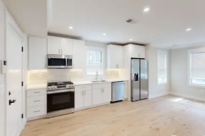 9 Everett St #4 1