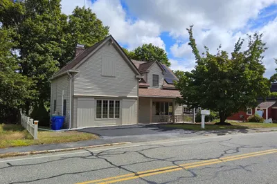 63 Pleasant St 1