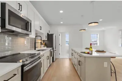 301 North Ave #12 1