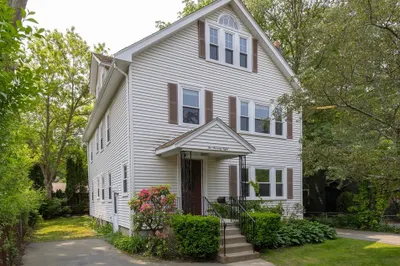 278 Cabot Street 1