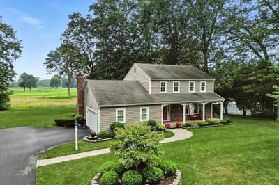 291 Deepwoods Drive
