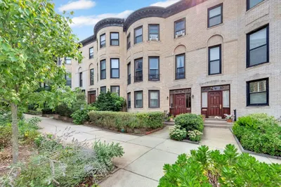 462 Park Drive 1