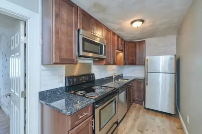 132 Dolphin Ave #3 1