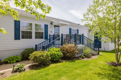 77 Robin Drive 1