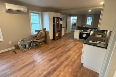 74 Federal Hill Rd 1