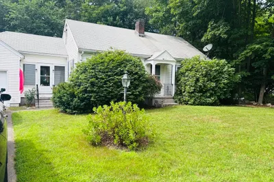 86 Mechanic St