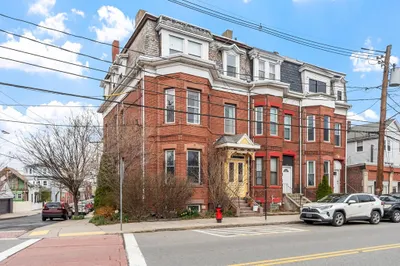126 Washington Ave #2 1
