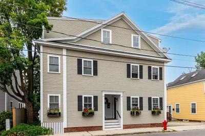 123-125 Water St #123 1